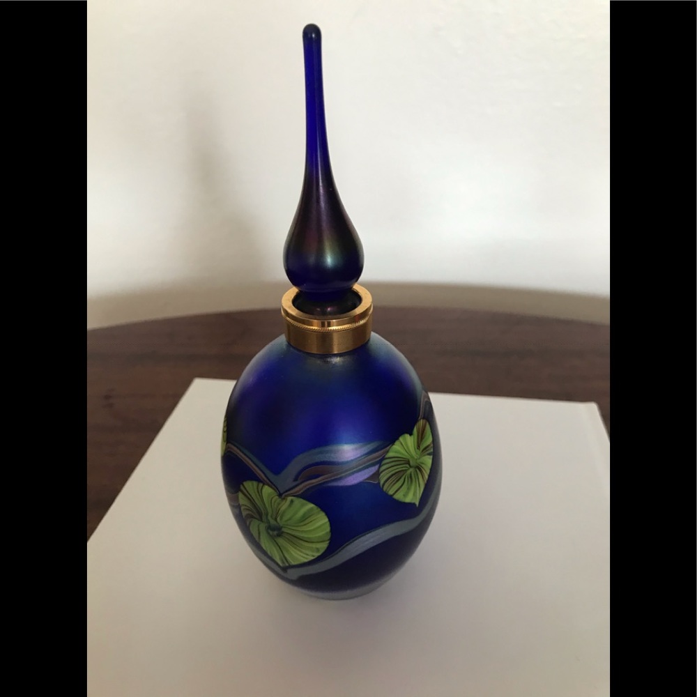 Glass blown perfume bottle,new,never used